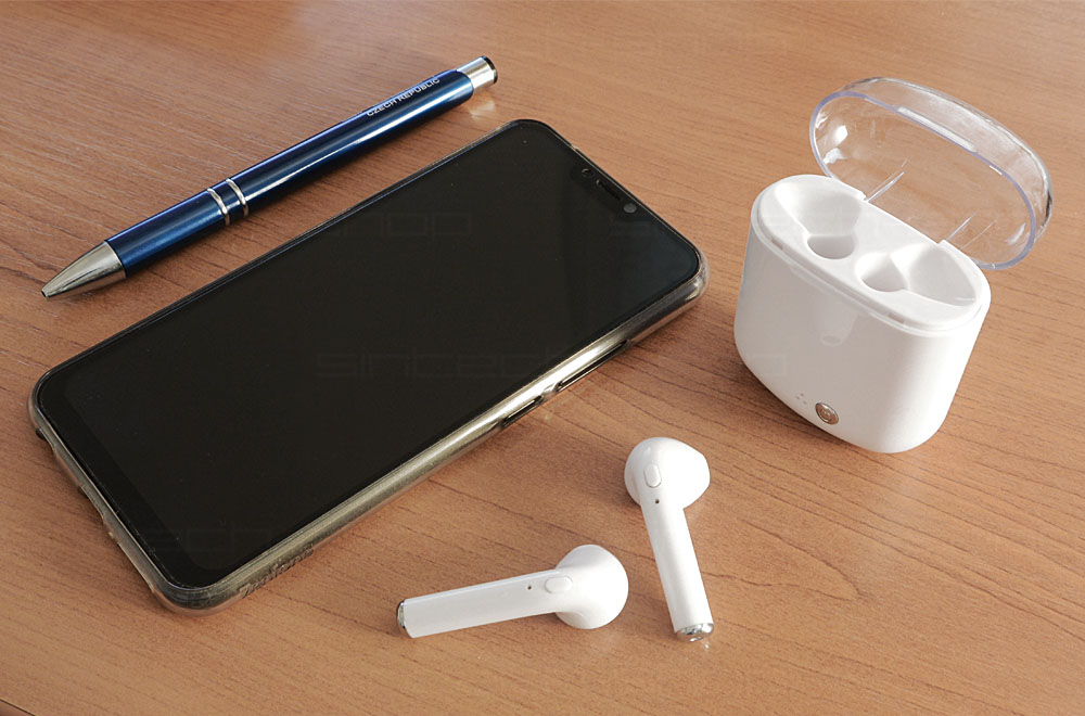 3685_i7s TWS bluetooth pic2